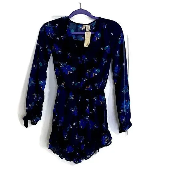 NWT Japna beautiful romper with front surplice top - Picture 4 of 10